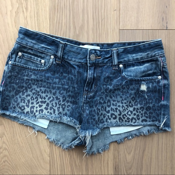 πππ PINK jean shorts